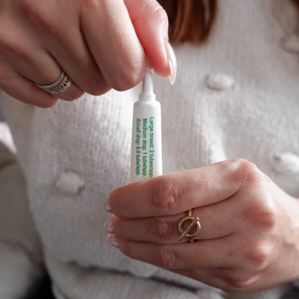 Plant Based Flea & Tick Squeeze-On for Dogs - Image 8