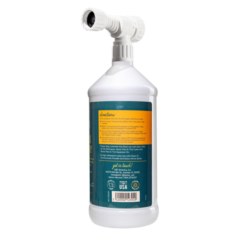 View of Plant Based Flea and Tick Yard Spray | ALZOO™